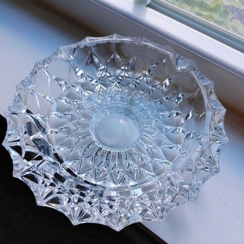 MCM Heavy Clear Pressed Glass Ashtray Trinket Diamond Point Sunburst Round 7"
